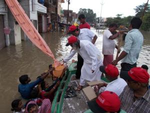 Flood-relief-20-26-aug-2016-12