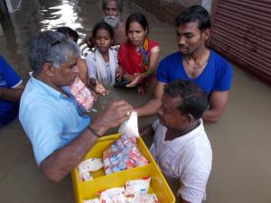 Flood-relief-20-26-aug-2016-13